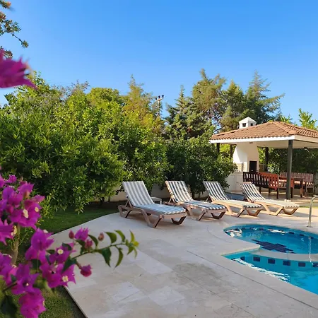 Βίλα Dalyan Parna *